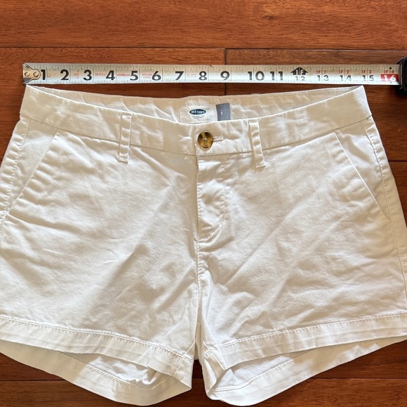 Lot of 2 pairs of size 2 Shorts - Old Navy and J. Crew Red & White - Picture 9 of 11